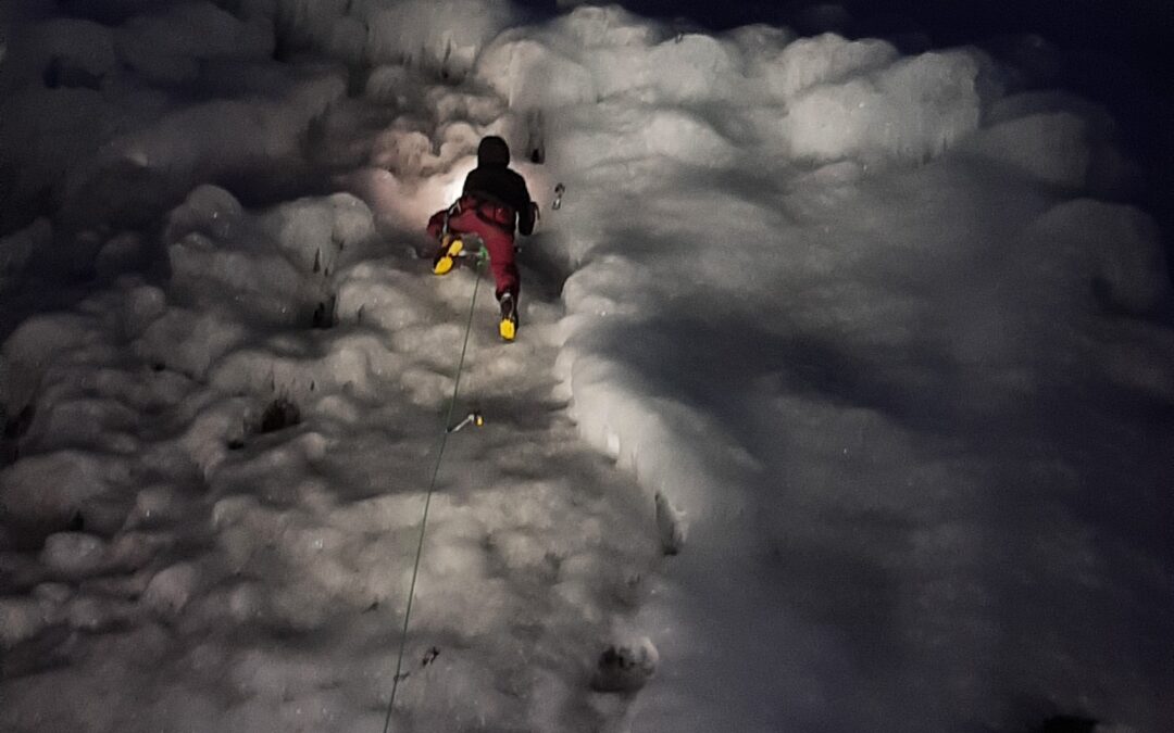 pratique de la cascade de glace au feminin